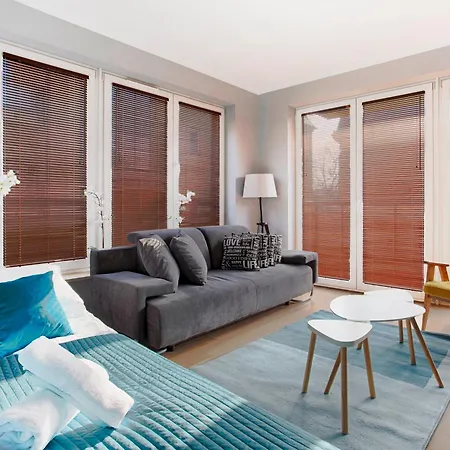 Tyzenhauz Arianska Street *