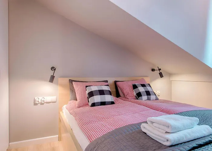 Tyzenhauz Arianska Street קרקוב