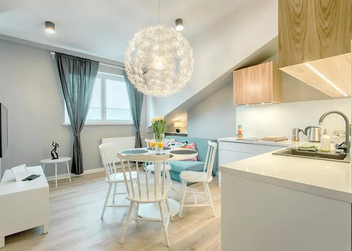 Tyzenhauz Arianska Street דירה *