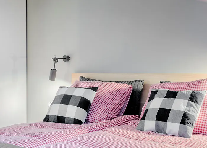 Tyzenhauz Arianska Street