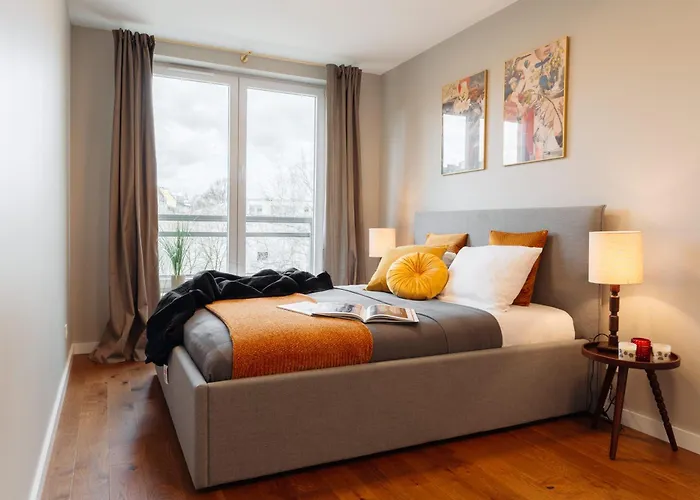 Tyzenhauz Arianska Street