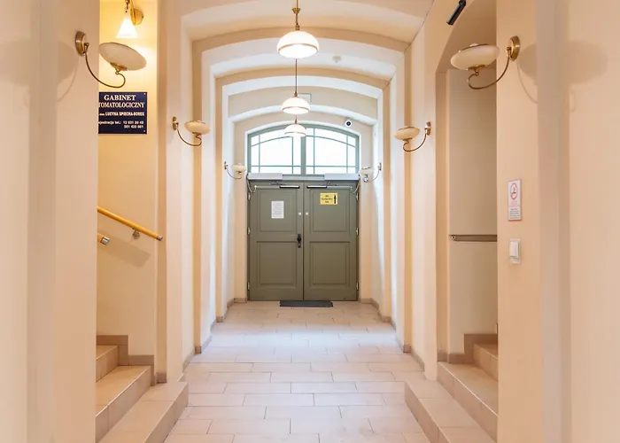 Tyzenhauz Arianska Street *